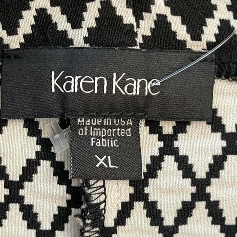 Karen Kane off shoulder black and white bell sleeve top Size XL - Picture 5 of 6